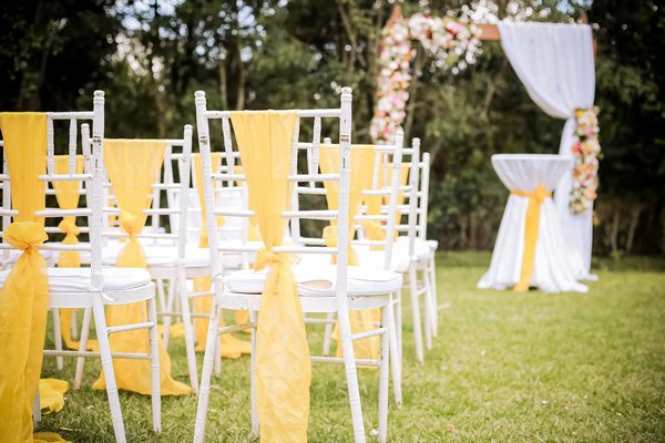 Animer un mariage pendant le repas : idées originales pour captiver vos invités